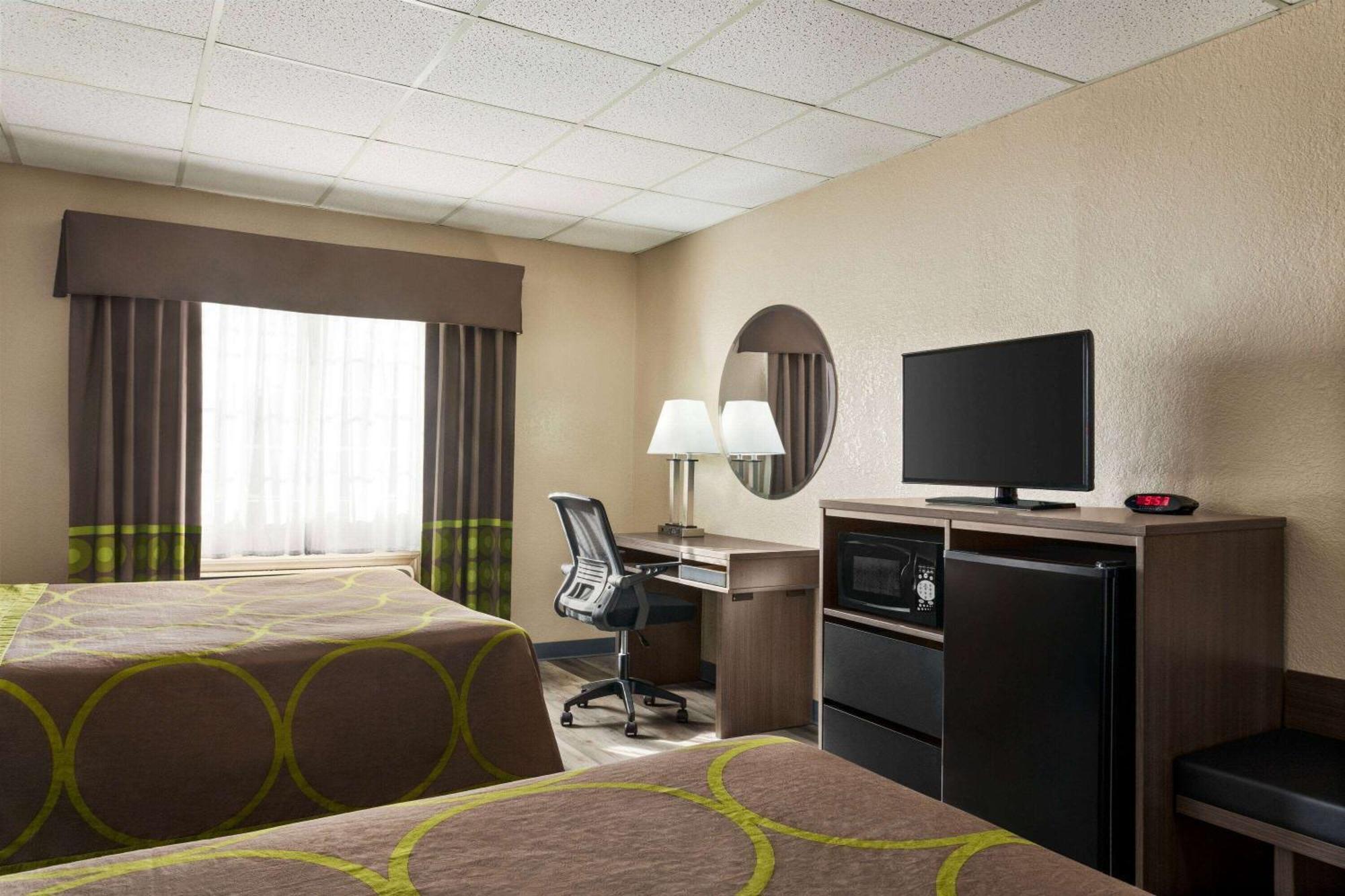 Super 8 By Wyndham Gainesville Tx Exterior foto